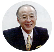 手嶋 氏