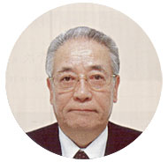 手嶋 氏