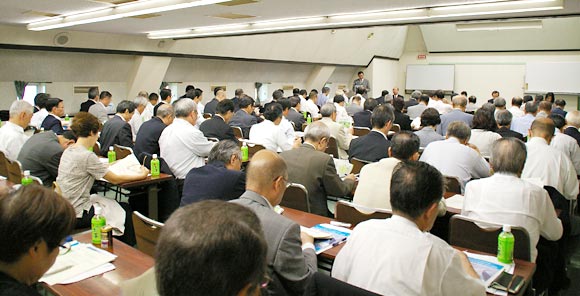 報告会の様子